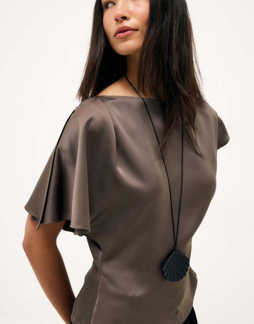 NA-KD Asymmetric slit detail draped top in brown, 2 of 5
