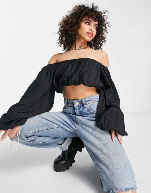 NA-KD balloon sleeve crop top in black | ASOS