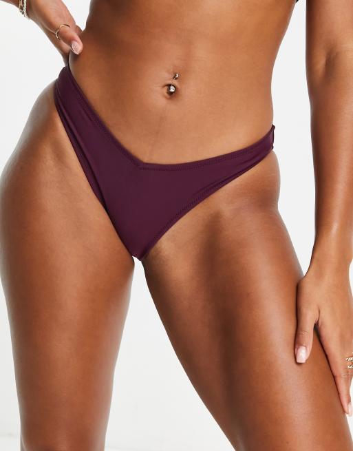 NA KD Bas de bikini coupe en V Bordeaux ASOS