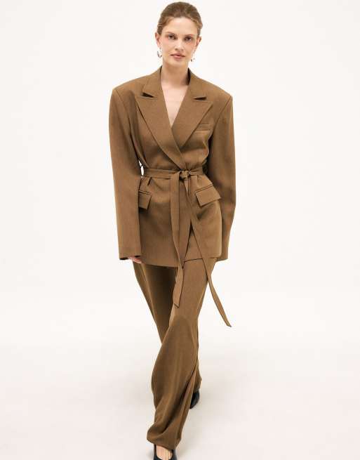 NA-KD Belted blazer in dark brown, 3 of 5