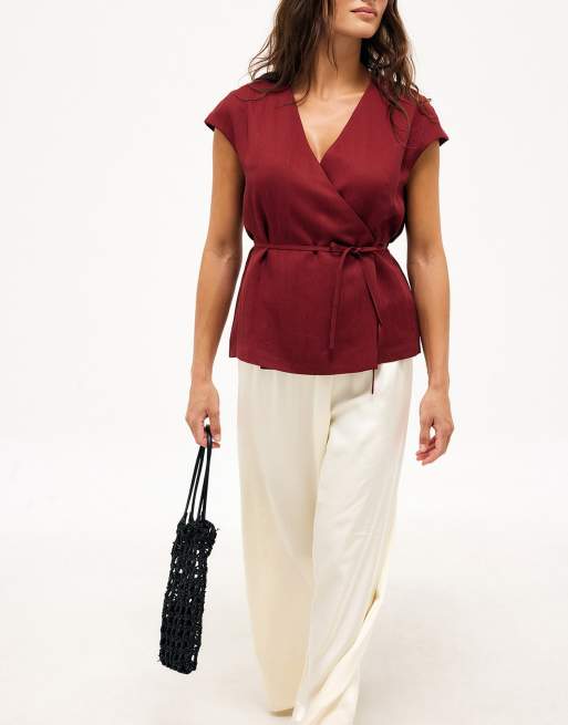 NA-KD Belted wrap top in dark red, 4 of 5