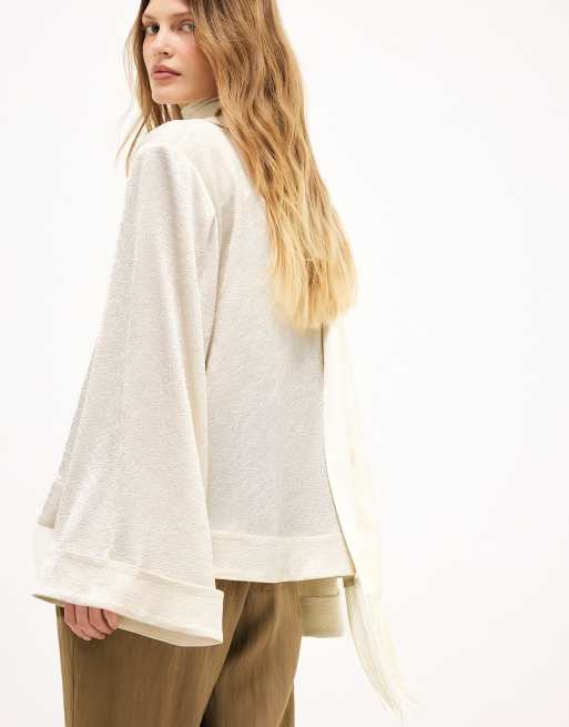 NA-KD blouse à manches larges effet froissé couleur crème, 3 de 5