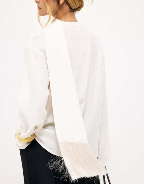NA-KD Bluse mit Fransendetail in Weiß - view 1