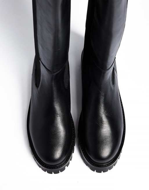 NA-KD bottes en cuir élastiques noires montant jusqu’au genou, 3 de 4