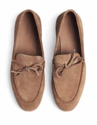  Bow detail moccasins 