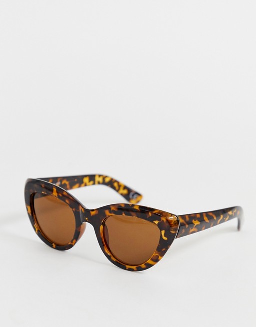 Na-kd cat eye sunglasses with tortoise print in brown