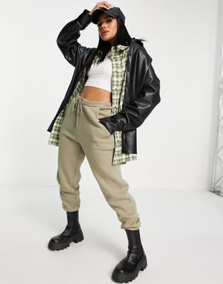 Femme NA-KD - Chemise oversize d'ensemble en imitation cuir - Noir