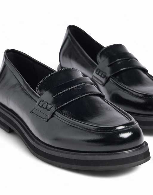 NA-KD chunky Loafer in Schwarz, 4 von 5