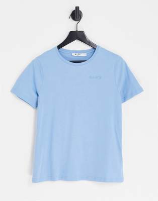 NA-KD cotton logo print t-shirt in dusty blue - ASOS Price Checker