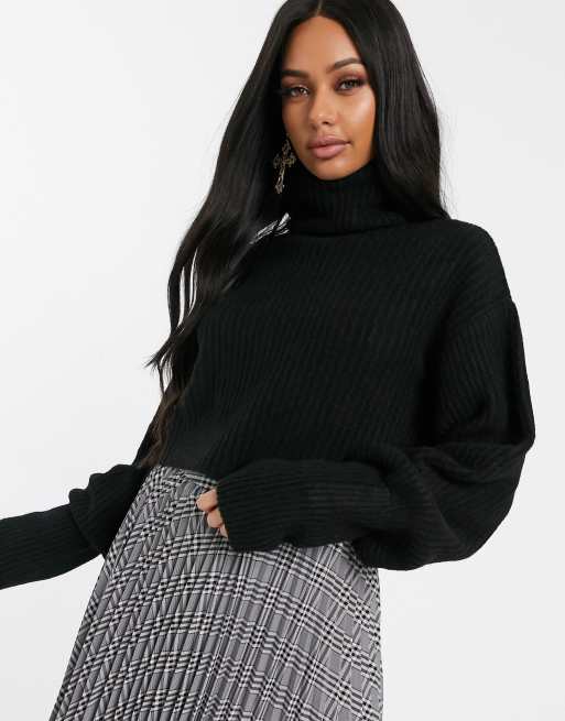 Cropped roll neck outlet jumper