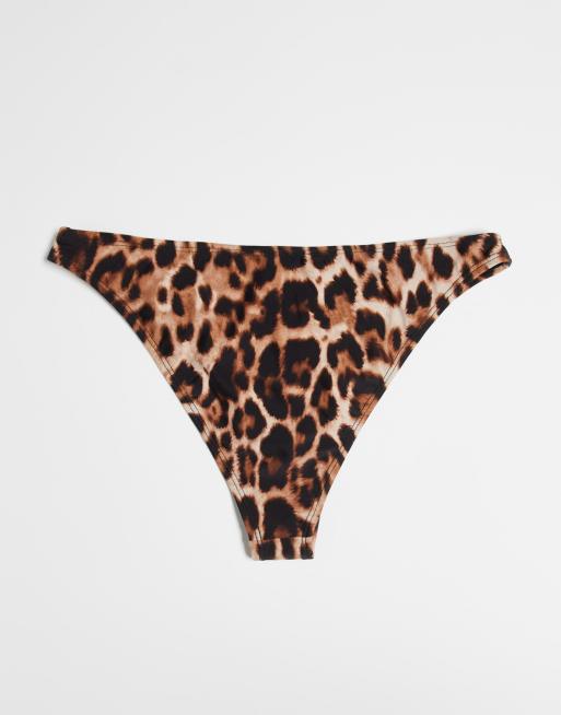 NA-KD – Dół od bikini z wycięciem w szpic w panterkę, 2 z 4