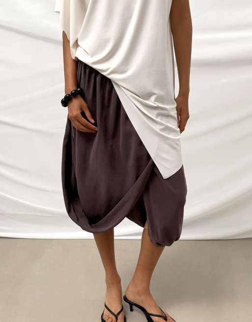 NA-KD Draped modal midi skirt in plum, 4 of 5