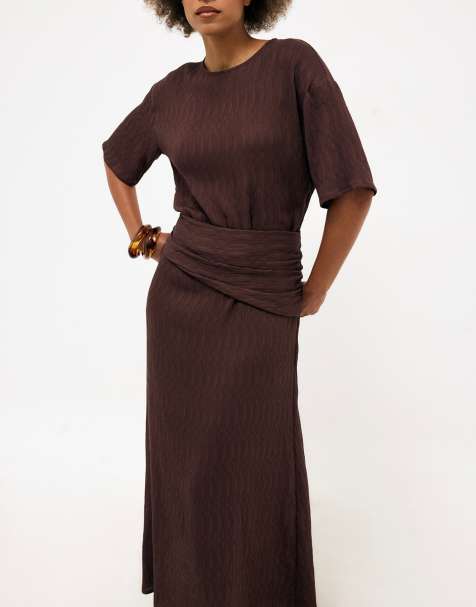 NA-KD Draped short sleeve maxi dress in brown - view 1