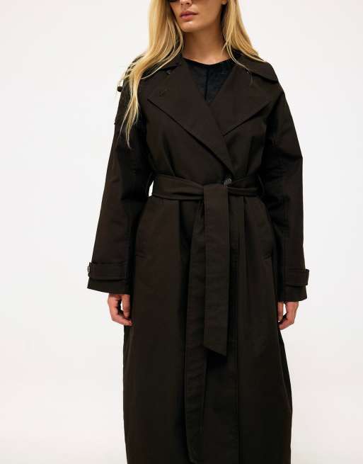 NA-KD Faux fur detail trenchcoat in dark brown, 3 of 5