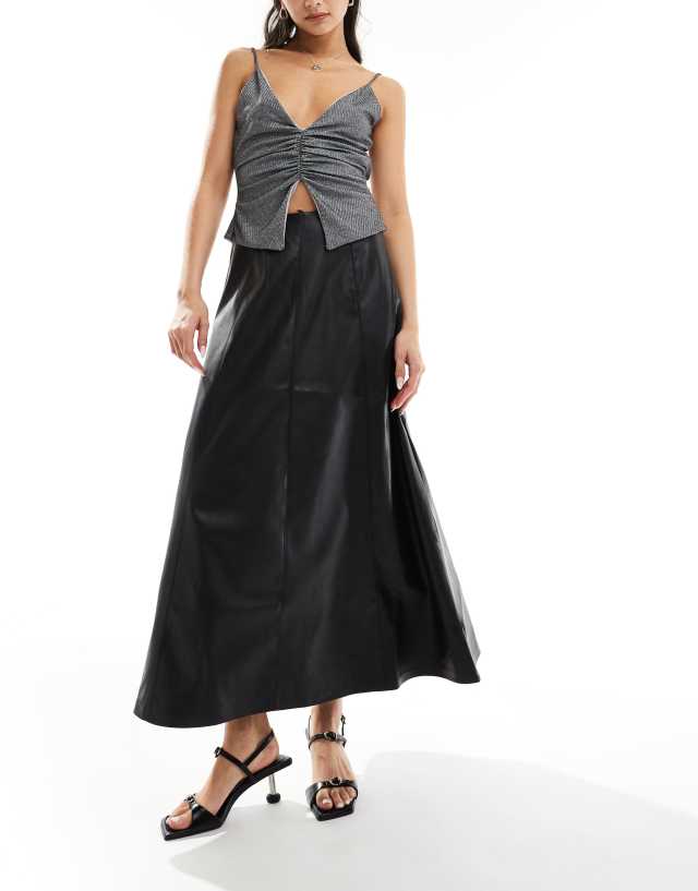 NA-KD - faux leather flowy midi skirt in black