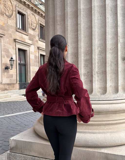 NA-KD Faux suede short trenchcoat in burgundy, 5 of 5