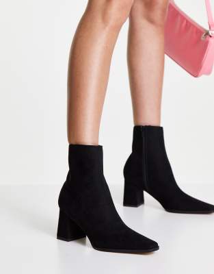 slim toe boots