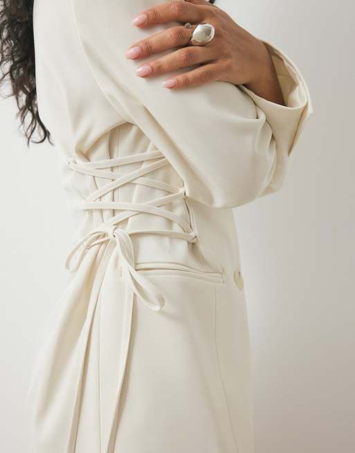 NA-KD Fitted lacing blazer in white, 4 of 5
