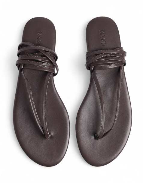 NA-KD – Flache Sandalen in Braun mit Riemen - view 1