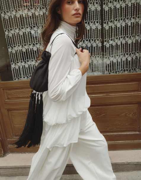 NA-KD Flowy balloon sleeve top in white