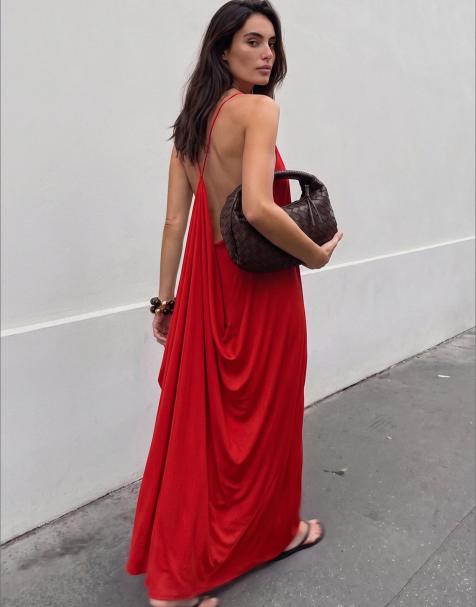 NA-KD Flowy draped jersey maxi dress in red - view 1