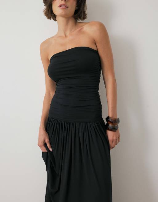 NA-KD Flowy tube maxi dress in black | ASOS
