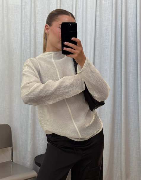 NA-KD Funnel neck seam detail crinkle top in cream