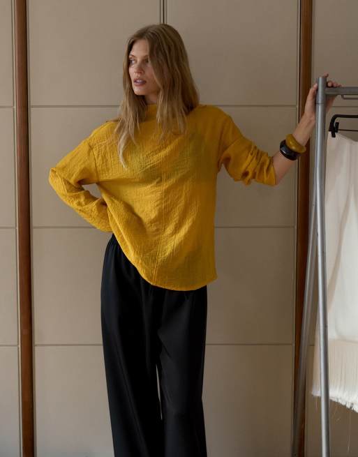 NA-KD Funnel neck seam detail crinkle top in mustard, 2 of 5