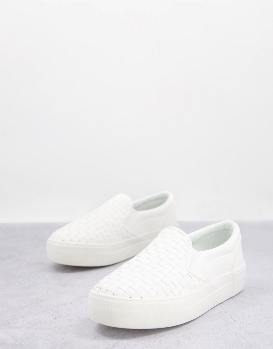 NA-KD – Geflochtene Sneaker zum Hineinschlüpfen in Weiß