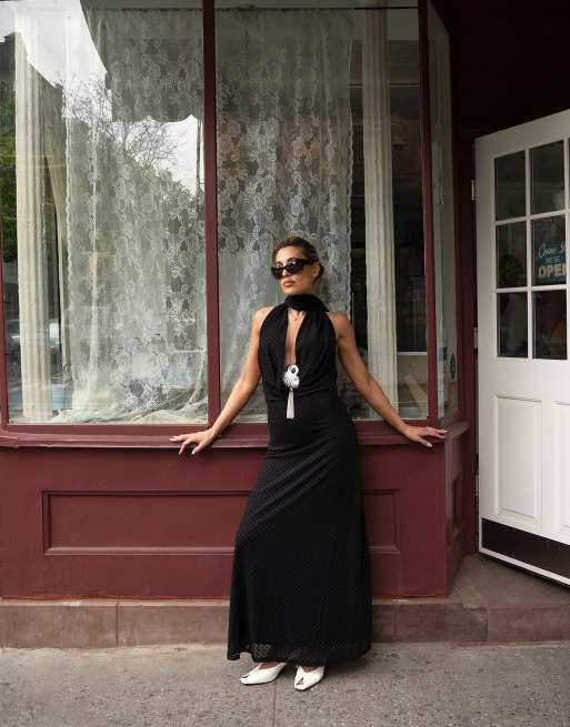 NA-KD Halterneck maxi dress in black, 5 of 5