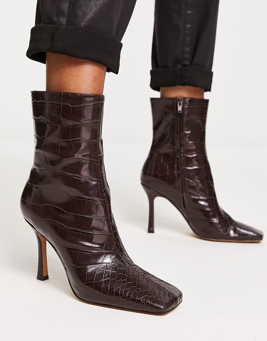 NA-KD heeled ankle boots with square toe in black croc