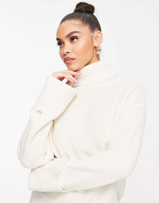 White knitted shop high neck jumper