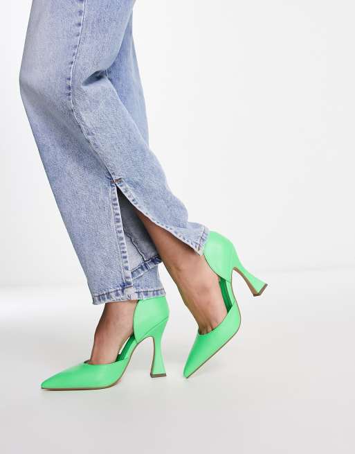 Green pointed 2025 toe pumps