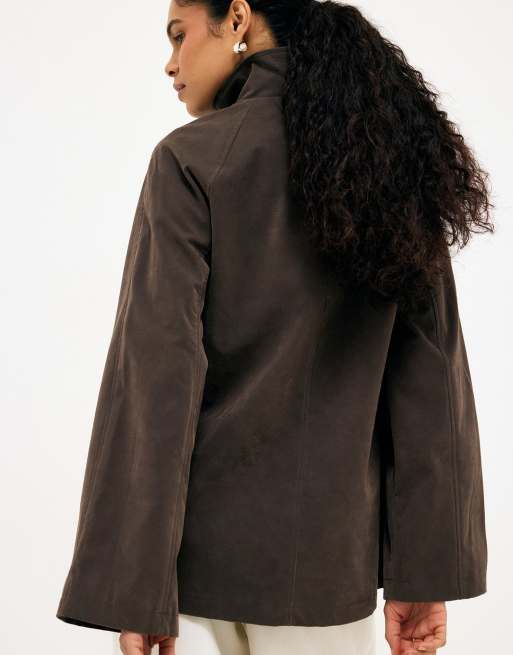 NA-KD Jacke aus Kunstwildleder mit hohem Kragen in Khakigrün, 2 von 5