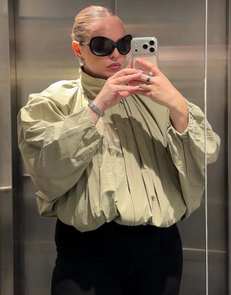 NA-KD Jacke mit Fledermausärmeln in Beige - view 1