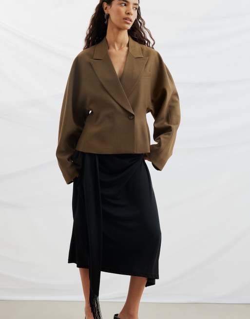 NA-KD jupe asymétrique à franges en modal noir, 3 de 5