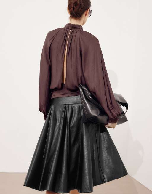 NA-KD jupe midi avec empiècement en simili cuir noire, 3 de 5