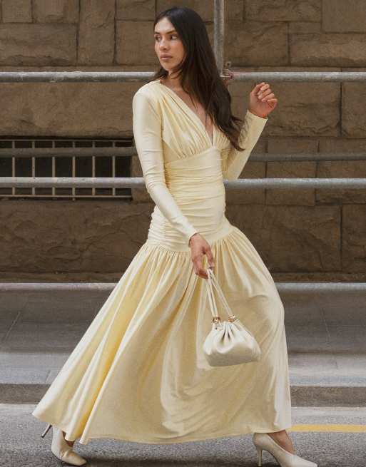 NA-KD Kate klem - v-neckline draped maxi dress in light yellow | ASOS