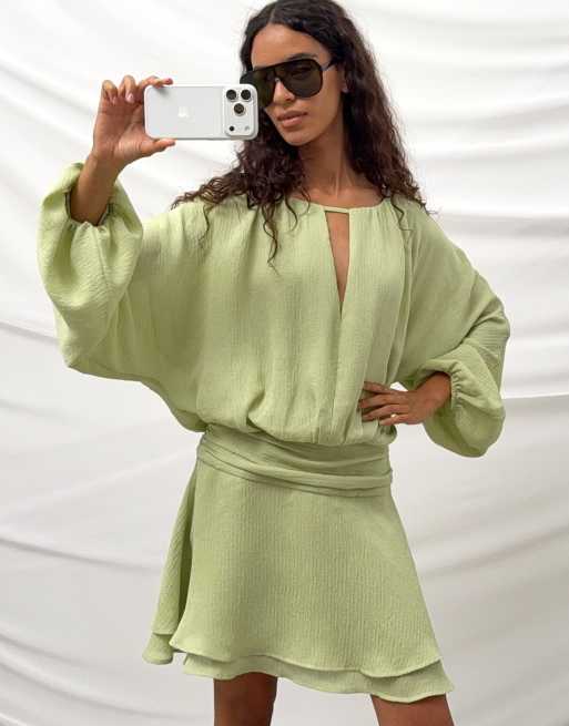 NA-KD Keyhole long sleeve mini dress in green, 4 of 5