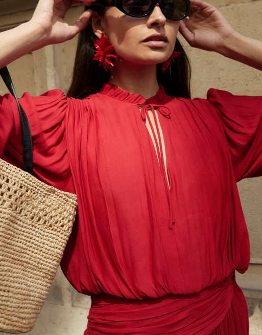 NA-KD kurzärmliges Minikleid mit Bindegürtel in Rot, 4 von 5