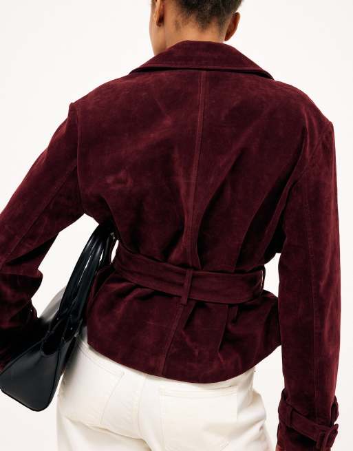 NA-KD kurzer Trenchcoat in Burgunderrot in Wildlederoptik, 3 von 4