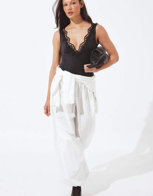 NA-KD Lace insert body in black, 3 of 5