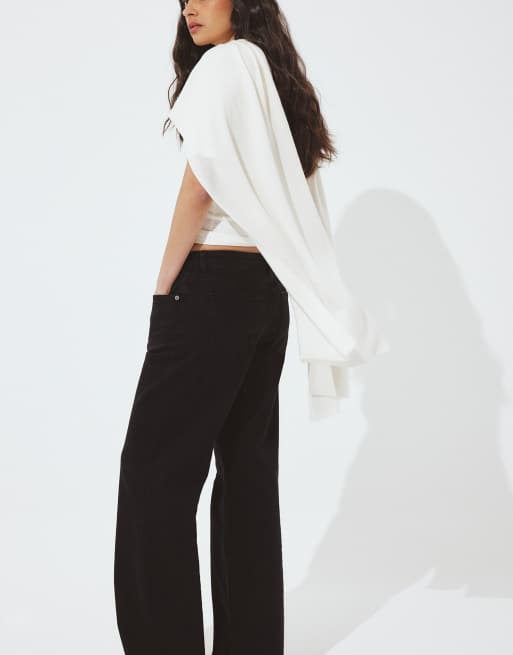 NA-KD – Lane – Jeans in verwaschenem Schwarz mit niedrigem Bund, 3 von 5