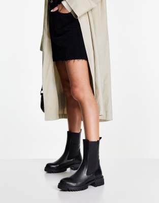 bershka chelsea boots