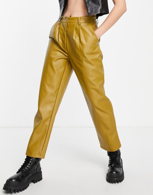 NA-KD – Lederhose aus Kunstleder in Grün mit Ziernähten, 3 von 4