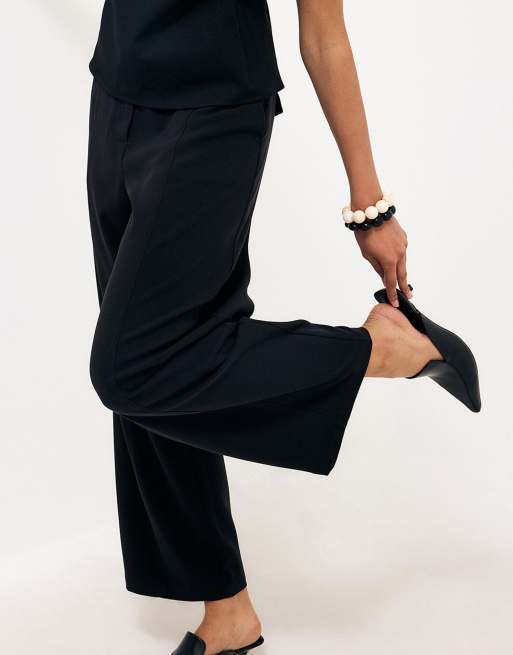 NA-KD Loafer mit Absatz in Schwarz, 3 von 4