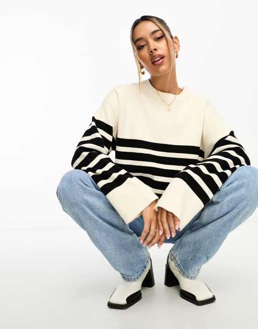 NA-KD - Maglione con scollo rotondo bianco e nero a righe 