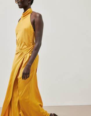 Maxikleid in Senfgelb mit Neckholder und Wickeldetail Gelb 36