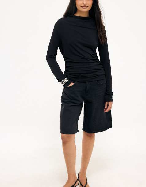 NA-KD Mid waist loose denim shorts in washed black