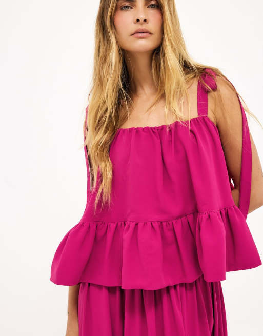 NA-KD – Oberteil in Fuchsia-Rosa mit gebundenen Trägern und Rüschen, 2 von 5